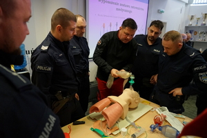 policjanci szkolą się
