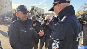 Przekazanie kluczyków do nowych pojazdów służbowych