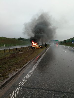 zdjęcia zrobione przez strażaków i policjantów na miejscu zdarzenia