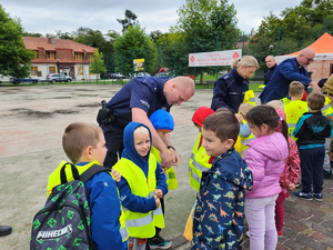 Policjanci podczas akcji "Jestem widoczny (...)"