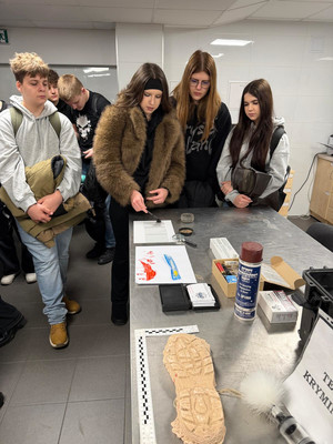 zajęcia z technikiem kryminalistyki