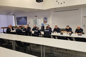 Na zdjęciu widać przedstawicieli władz oraz przedstawiciele PZPN Związku Okręgu Toruń